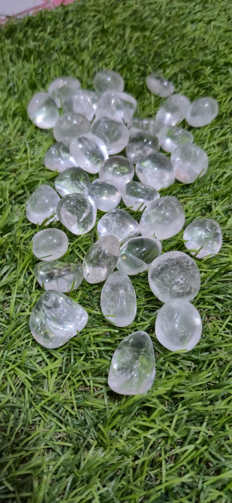 Clear quartz tumbles